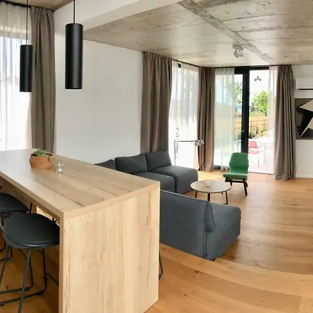 Sunny Garden * Barbat na Rabu